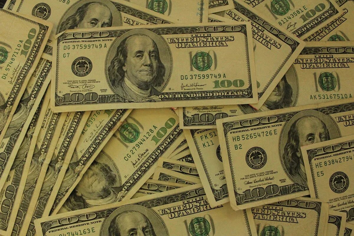 Was ist ein Centimillionär: Wie viel Geld muss man haben, um zu dieser Gruppe zu gehören?